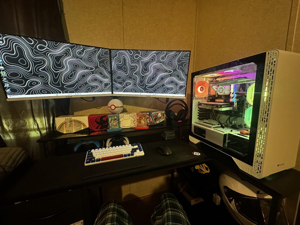 My setup after cleaning up the cables. My setup after cleaning up the cables.
