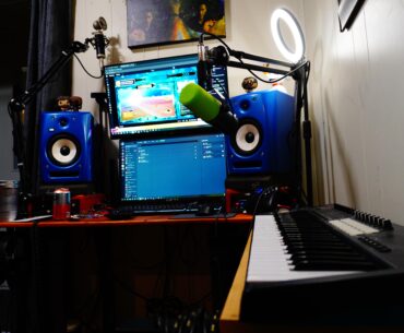 Stacked Dual Monitors FTW