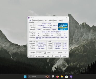 [Repost for bad res in previous image] What can I do better here? (First LGA2011 overclock)