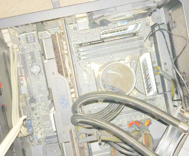 My motherboard doesn’t turn on after overclock