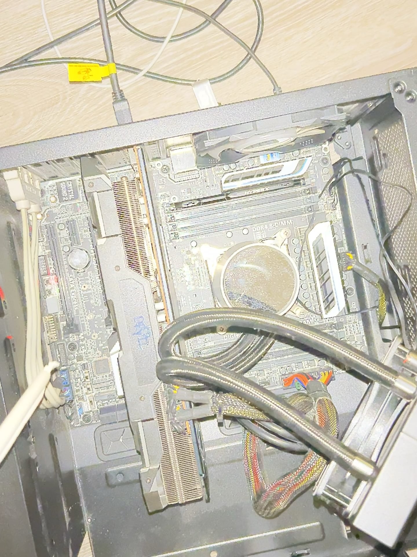 My motherboard doesn’t turn on after overclock My motherboard doesn’t turn on after overclock