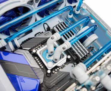 [Build Showcase] Red Bull Full Custom