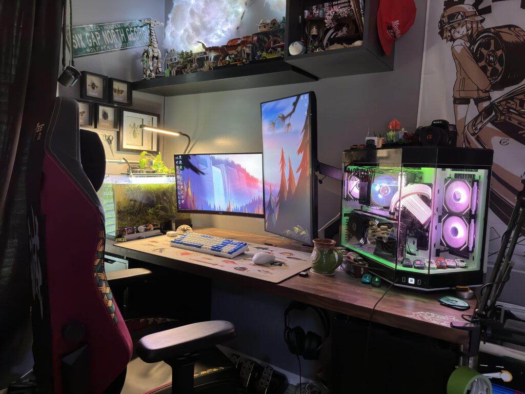 Very happy with how this corner has come together :]