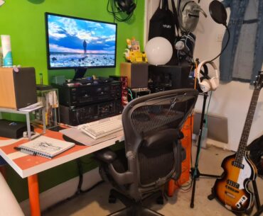 Update featuring an actual gpu, diy speaker stands, and that oh-so-important cable management