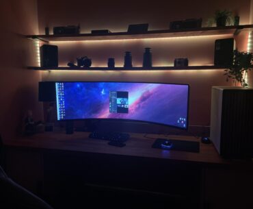 Just another IKEA desk and Fractal North