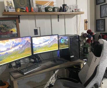 Saw someone post a garage setup so here’s mine. Don’t mind my cables..