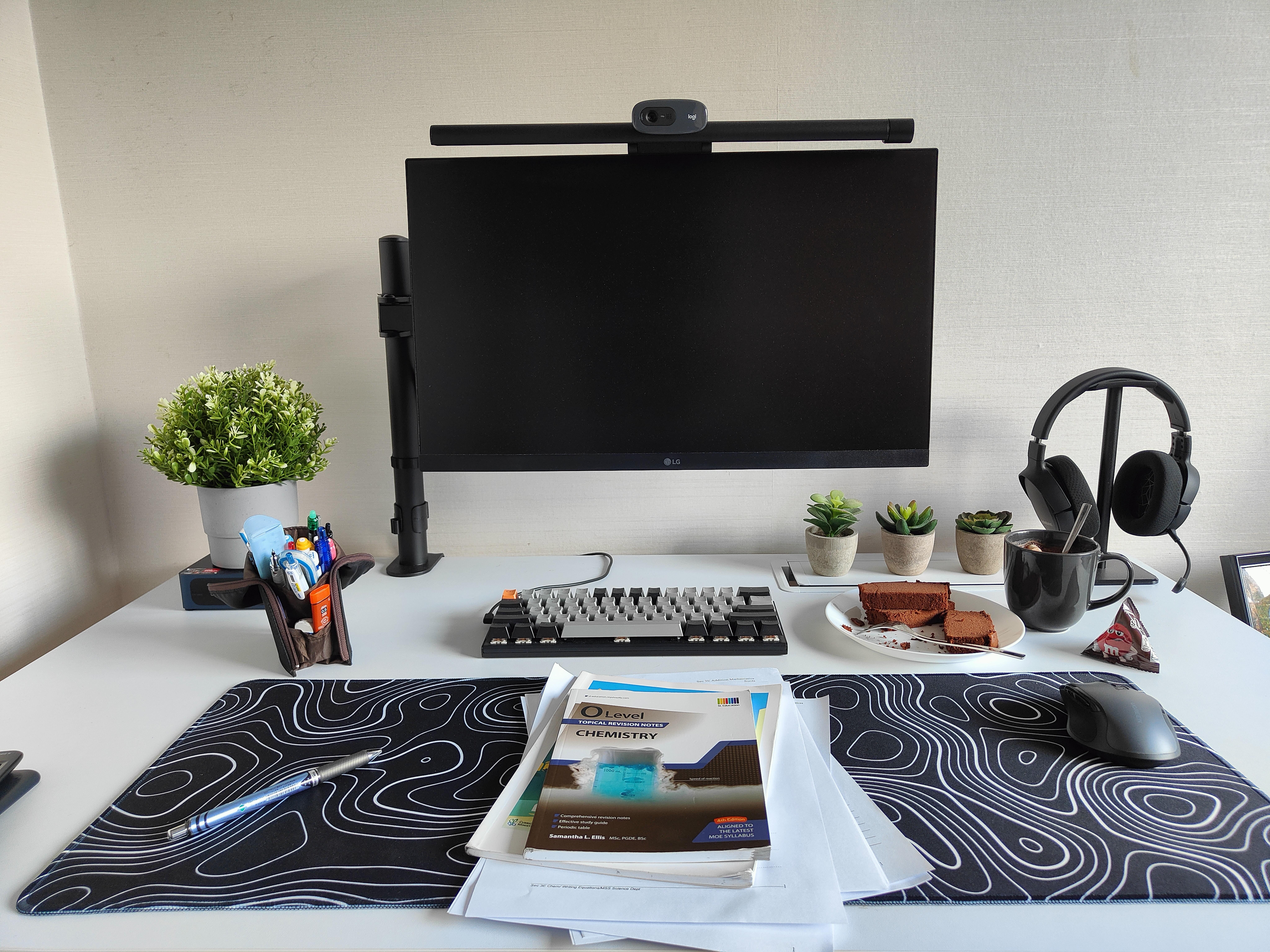 15 y/o Study Station