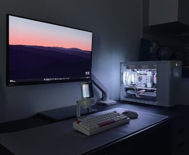 New PC. My last PC was an Intel® Core 2 Quad Processor Q6600 + Nvidia 8600 GT 512 MB, imagine the feeling?