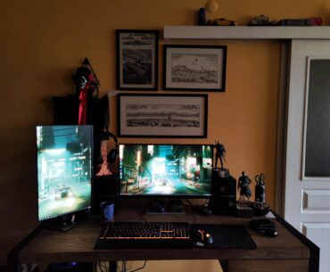 What kind of lighting I can use to dimly illuminate the wall behind my desk