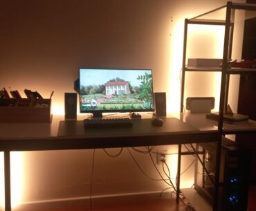 Any tips? Feels very blank and boring. How to decorate?