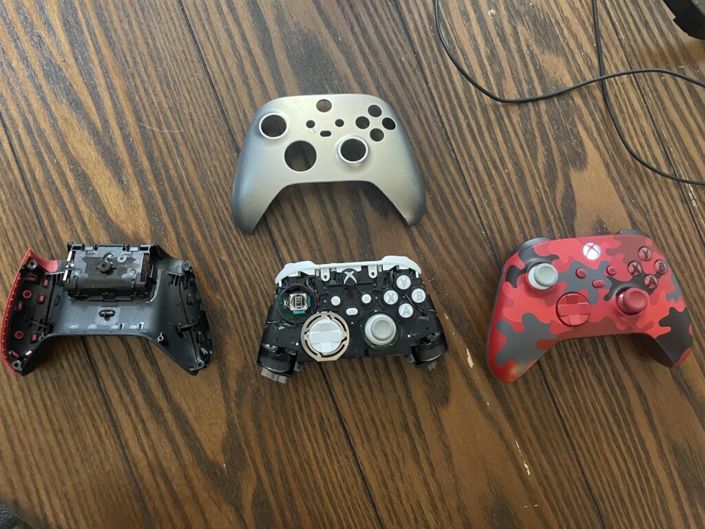 I’m not paying 70 bucks for a new controller. Making a broken one work out of another broken controller works👍 I’m not paying 70 bucks for a new controller. Making a broken one work out of another broken controller works👍