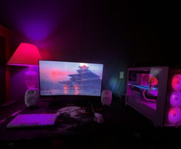 Got the new mouse pad, cleaned up my setup a lil bit what you guys think