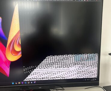 Any idea what might be causing this weird artifacting?