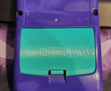 In the 90's I lost the battery cover for my Gameboy color. Today, thanks to 3D printing, I finally replaced it.