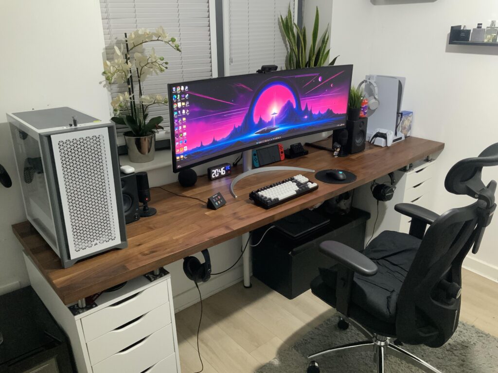 Finally joined the ultra wide club.