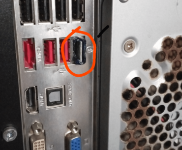 Strange device stuck to a usb port