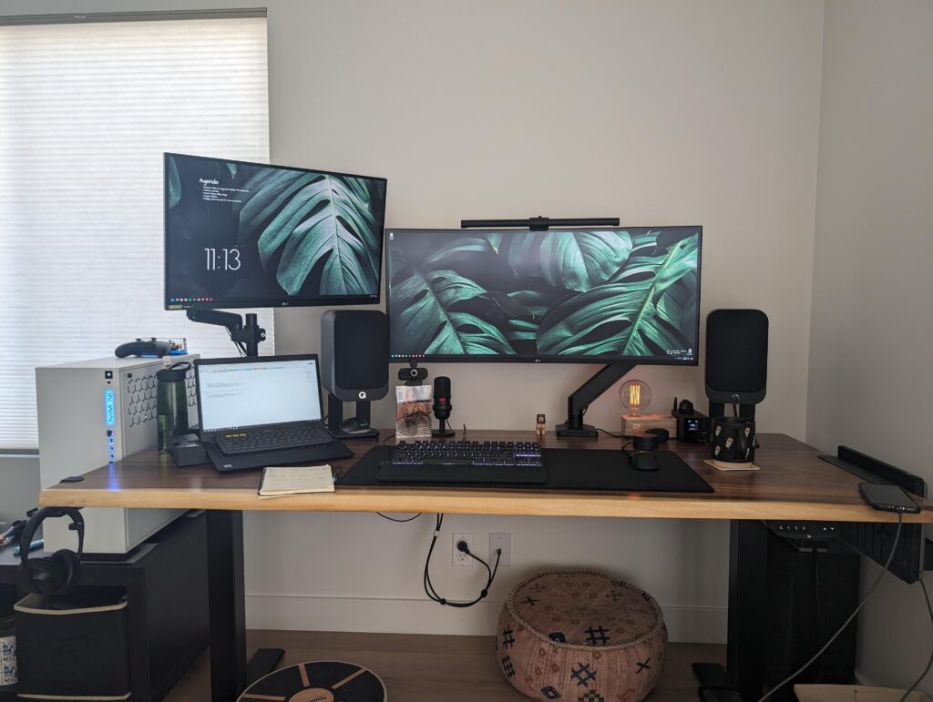 How should I decorate the backwall?