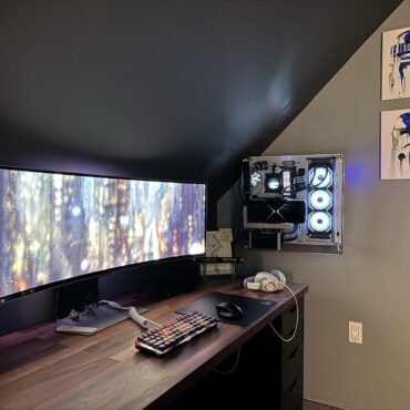 My wall mounted PC setup