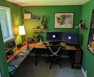 Electrical engineer's home lab (cleaned)