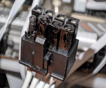 Oh shit (my 8 pin CPU power connector cooked itself)