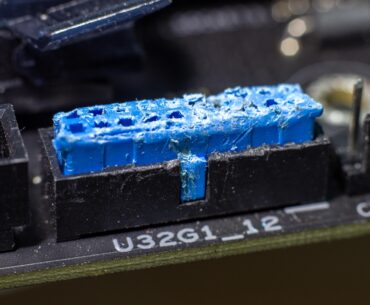 Don't pull your USB 3.0 internal connector by the wire