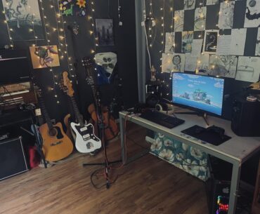 Dual boot hackintosh setup. MacOS for music/creativity. Windows for gaming :o