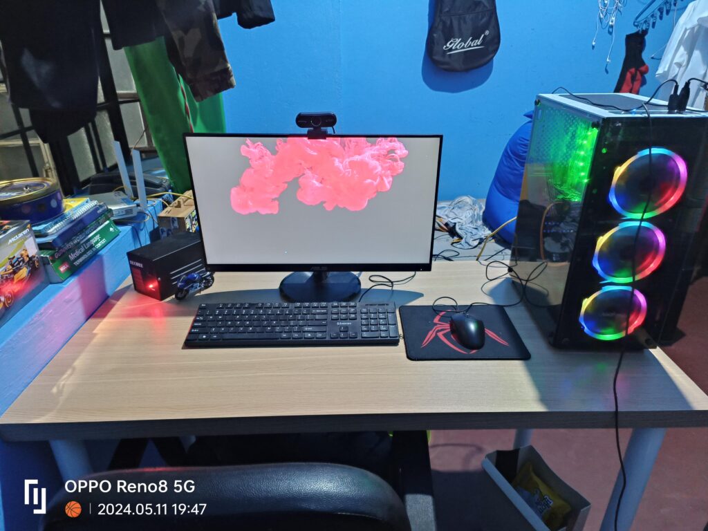 Just got my new desk