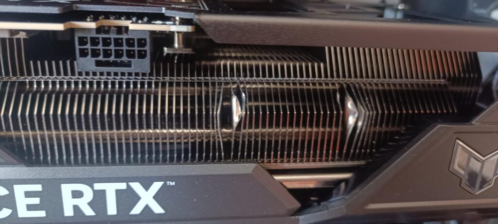 Picked up '4080 super' shipment today with a heatsink bent.