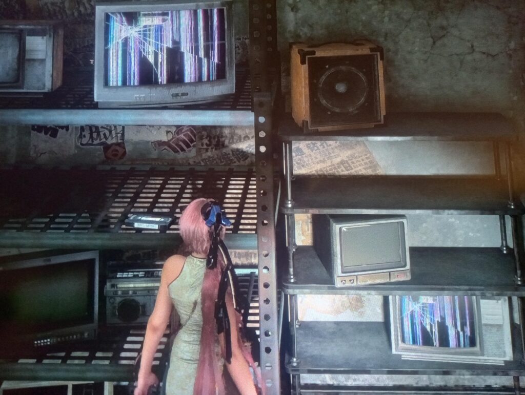 These CRT TVs have textures for busted LCD screens and the game is unplayable now. Too unrealistic.