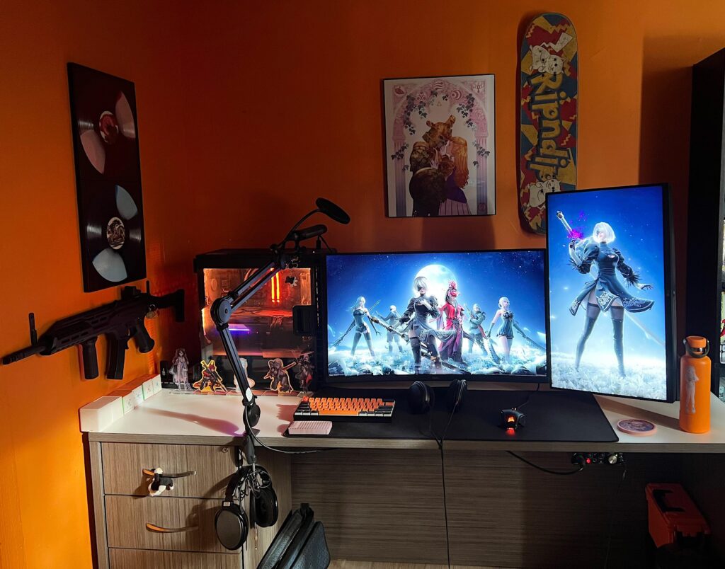 Picked up a much needed free desk for my setup