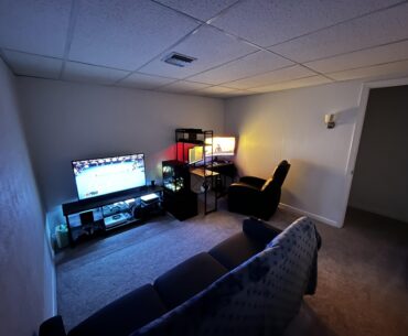 Finally moved into a big enough for my fiancé and I. First ever battlestation :)