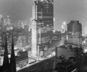 NYC 1930s or 2070s?