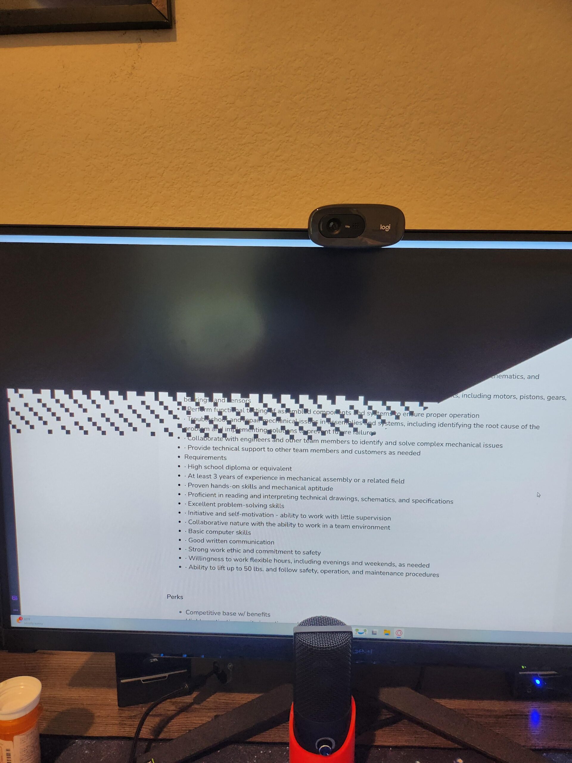 Why is my PC doing this? Why is my PC doing this?