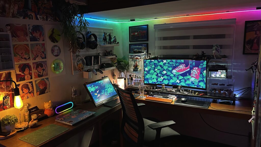 same setup, different arrangement of clutter