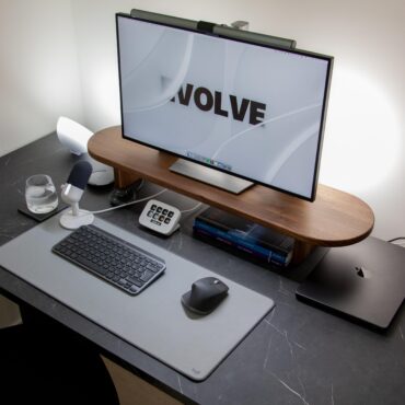 My 2024 productivity desk setup
