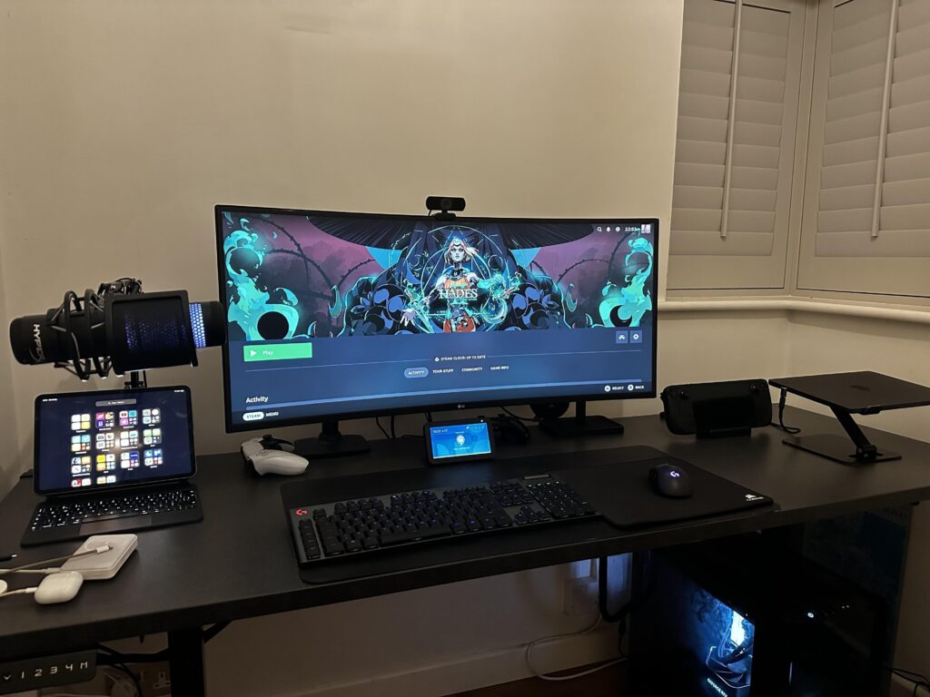 SD dock + LG 38GL950G = quick switching between MacOS, Windows and Steam