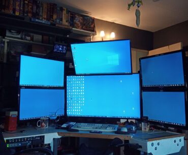 Built a new desk, added a few extra monitors.