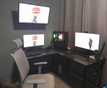 My current battlestation for work and fun