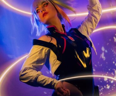 Lucy cosplay from Cyberpunk Edgerunners [Lynxicosplay