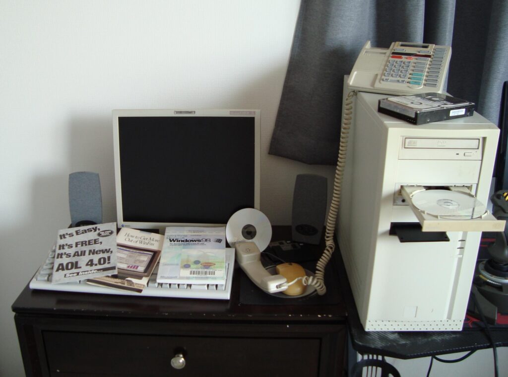 Any ideas on how to declutter this setup? (I do some gaming but mostly work)