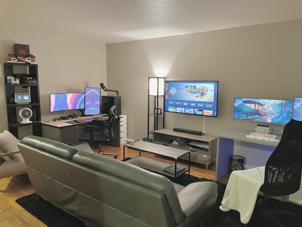 Our lil apartment setup