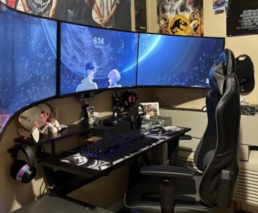 Just set up my Battlestation in my new place! First time living on my own (w/ my girl) :D