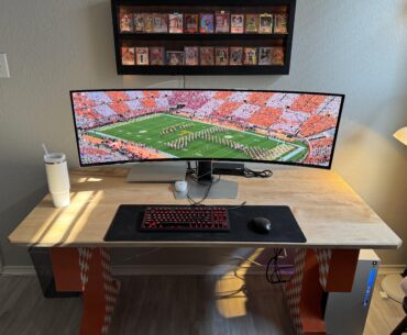My University of Tennessee themed battle station - desk custom build my me.
