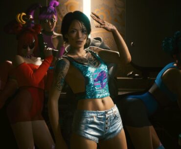 Unpopular opinion: V should have had a lifepath being part of a pop/rock group.