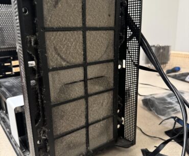 Sister couldn’t figure out why FPS in games were tanking…….