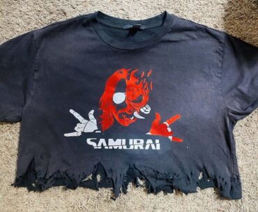 Aw yeah, peep this one 💪😤 When you can’t find the right merch so you just make your own
