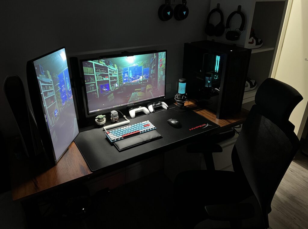 Bedroom setup for gaming/studying, any tips for improvement ? :P