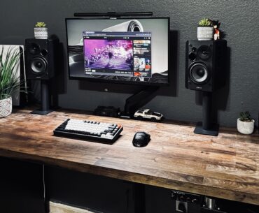 New LG Monitor. Swapped out the 4K TV to go back to 1440p.