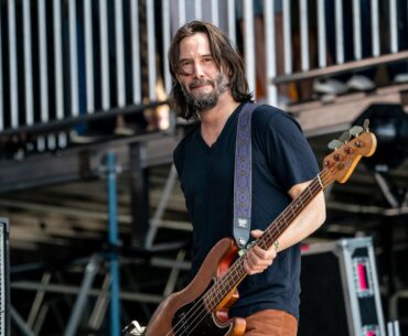 I can’t believe keanu’s band is coming in my little city Udine