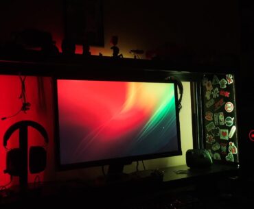 I don't have RGB in my computer, I have it in my desk.